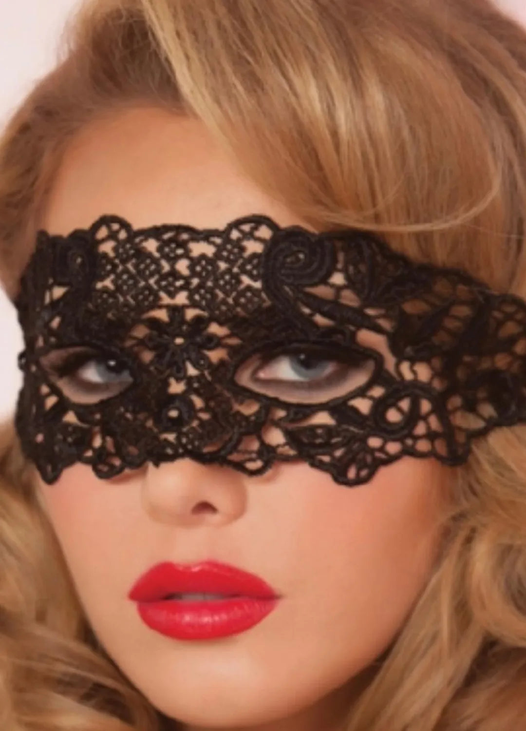 Black accessory mask 10111